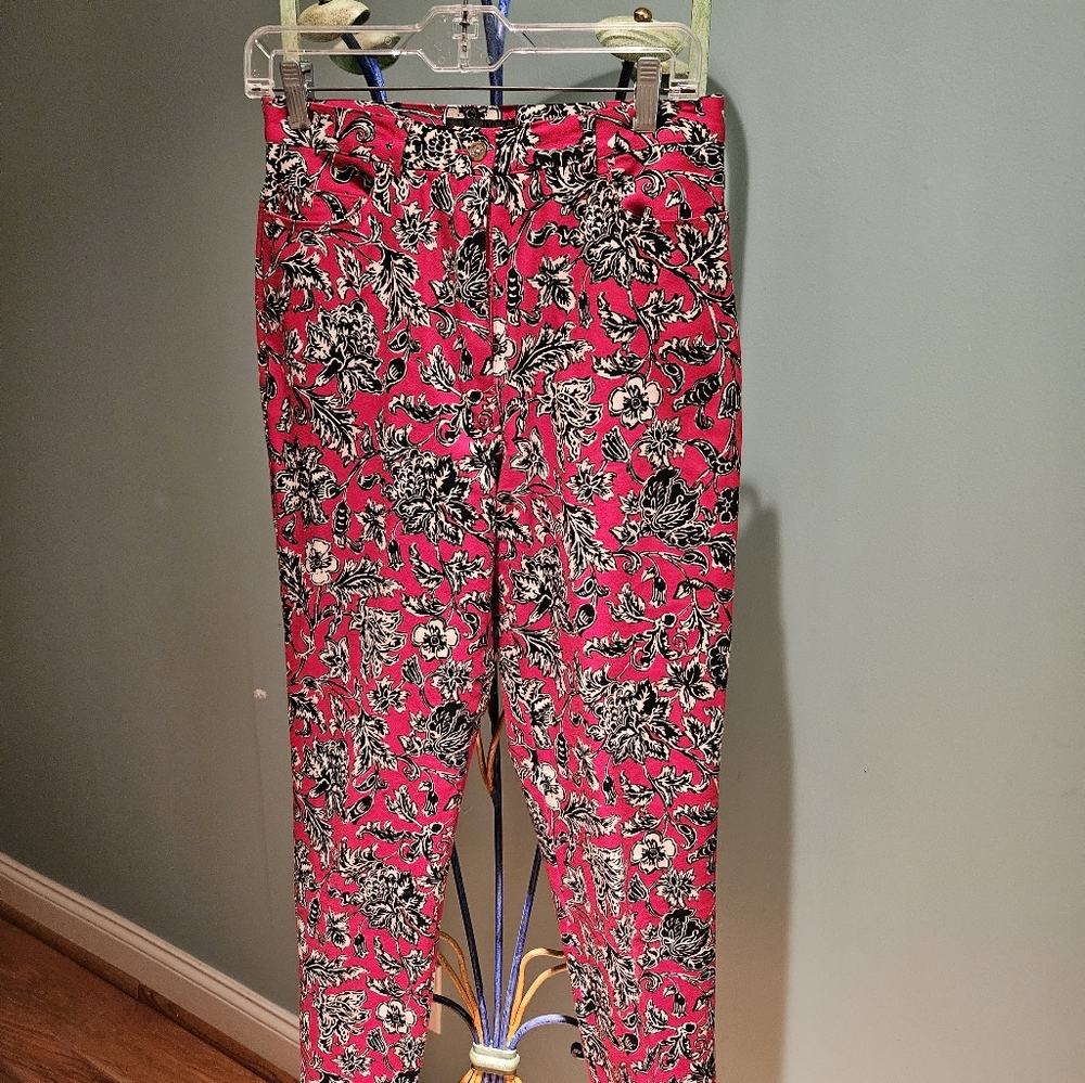Harold's Red Flowered Cotton High Waist Jean Cut Skinny Leg Vintage